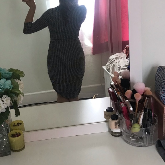 Grey dress - Picture 2 of 3